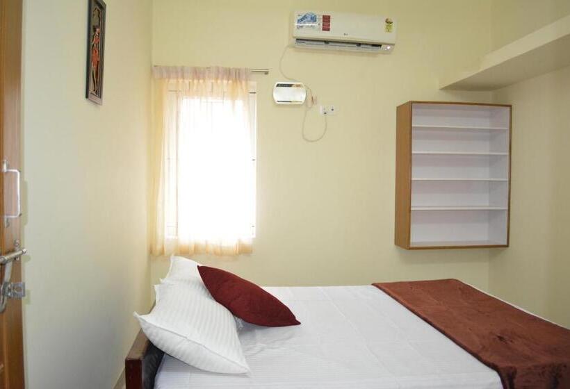 Panzió Jp Nivaas Guest House