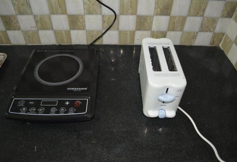 Panzió Jp Nivaas Guest House