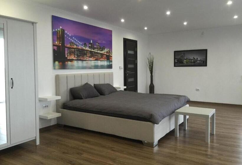 פנסיון Lago Casa