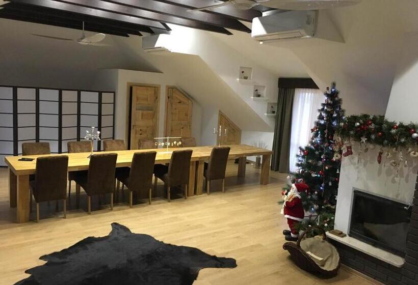 פנסיון Lago Casa