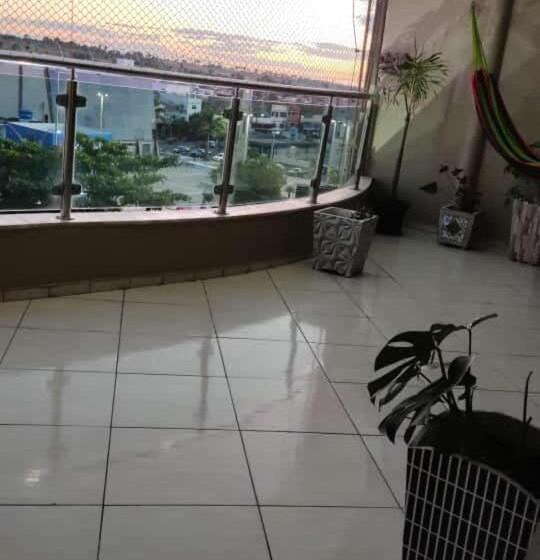 פנסיון Pousada Central