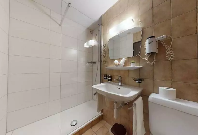 Retkeilymaja Hôtel Du Grand Pré