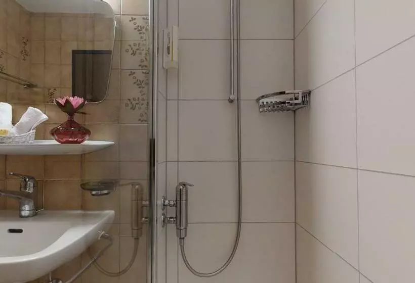 Retkeilymaja Hôtel Du Grand Pré