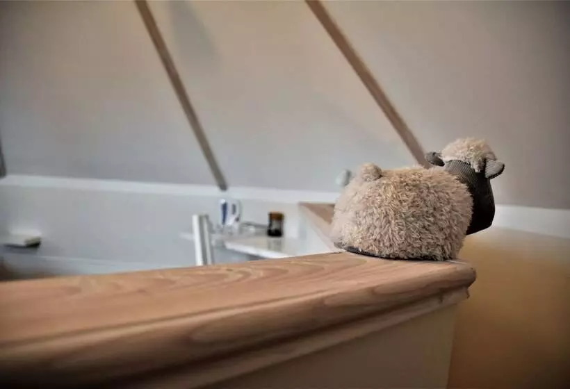 ベッドアンドブレックファースト Les Chambres D Hôtes   Le Colombier