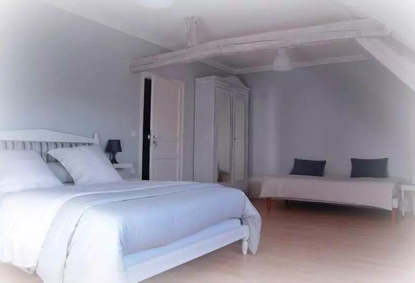 ベッドアンドブレックファースト Les Chambres D Hôtes   Le Colombier