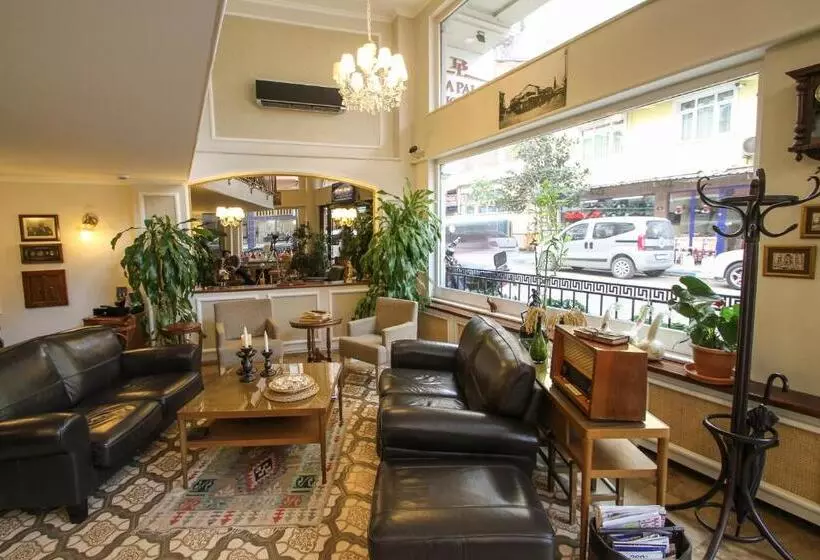 ホテル Biga Palas