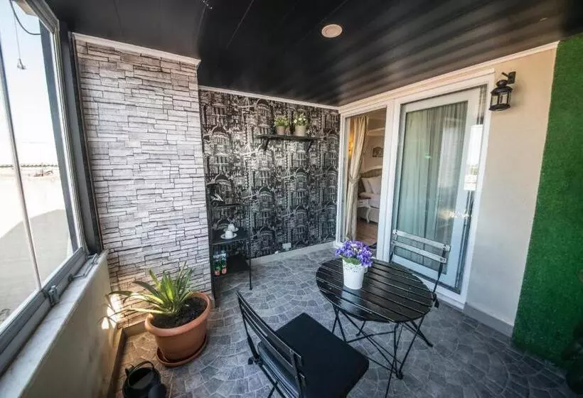 ホテル Biga Palas