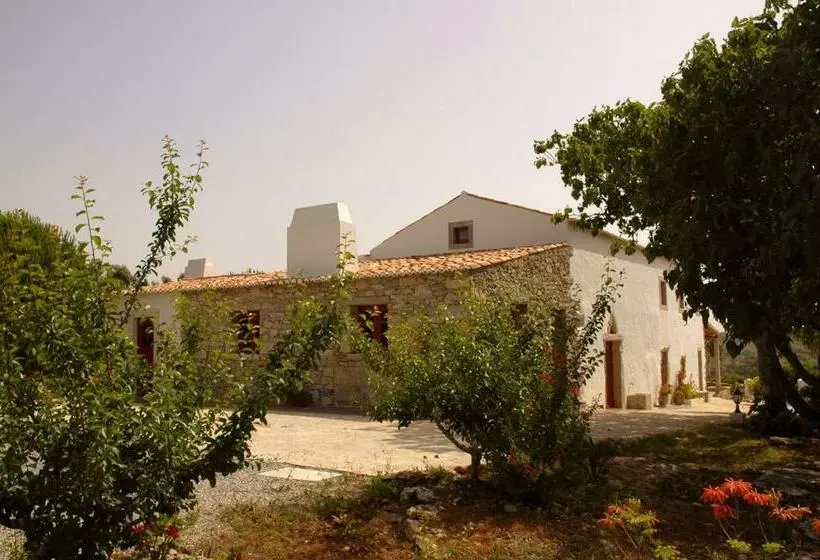 Hotelli Casal Da Serrana