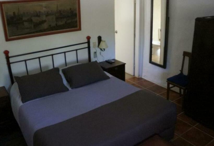 Отель Marinas Del Riachuelo