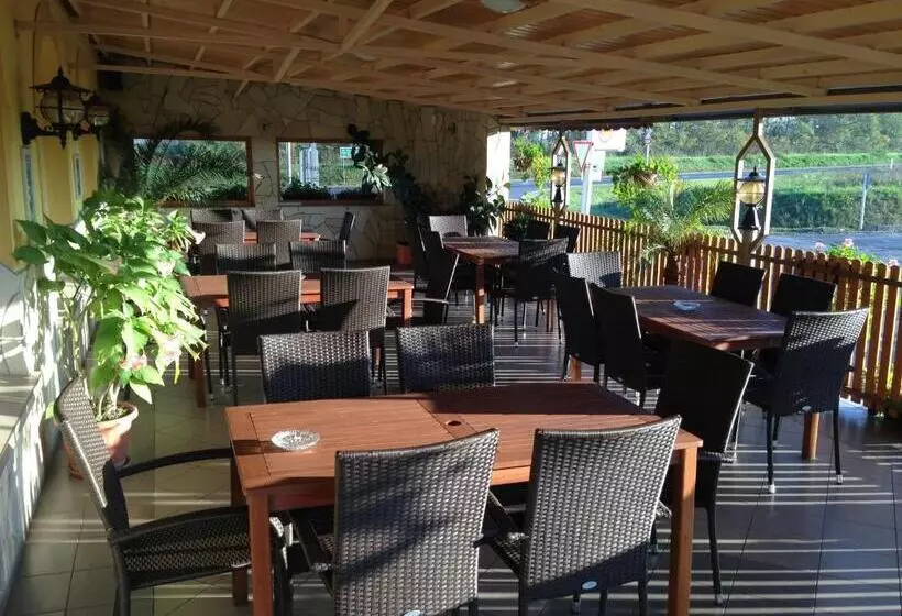 Hotelli Patyi étterem és