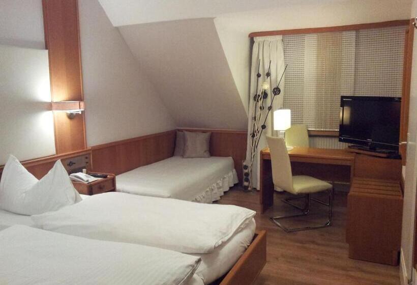 호텔 Restaurant Fischerwirt