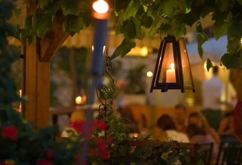 ホテル Restaurant Fischerwirt