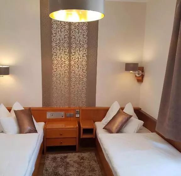 ホテル Restaurant Fischerwirt