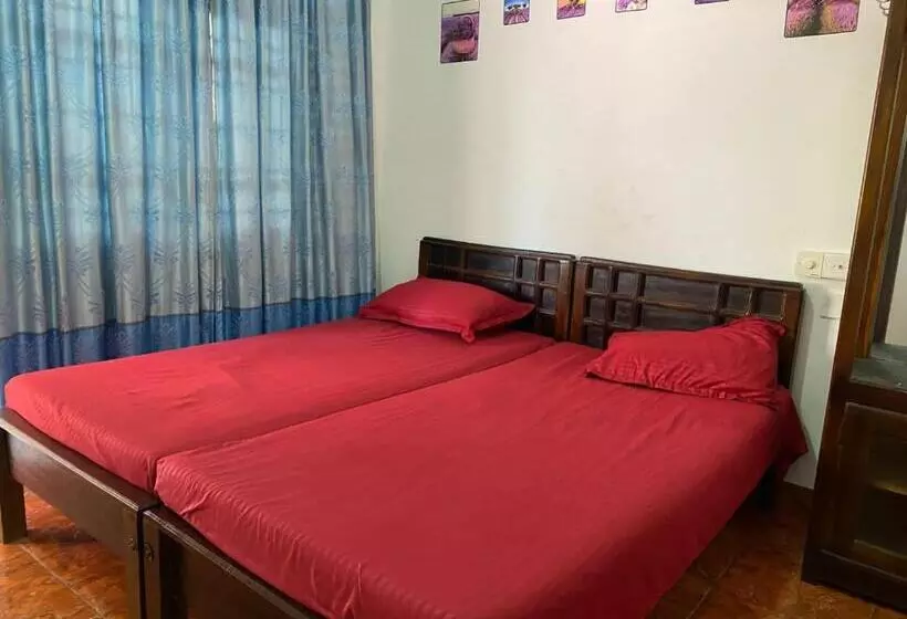 Majatalo Beach Guest House Addalaichenai