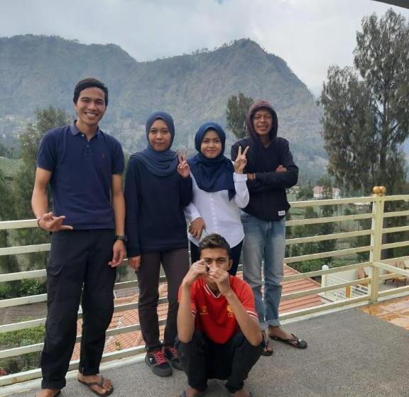 Pensjonat Bromo Otix Guest House