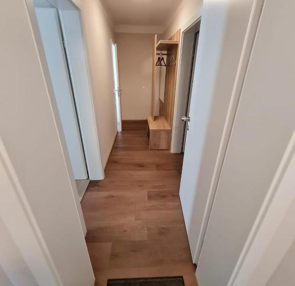 ペンション Das Alpensee