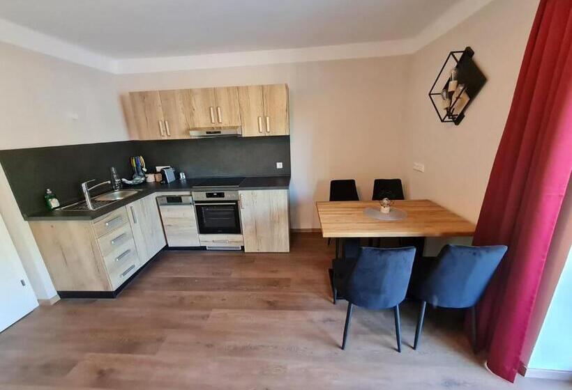 ペンション Das Alpensee