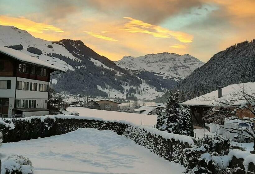 بنسيون Gästehaus Alpenblick Wildstrubel