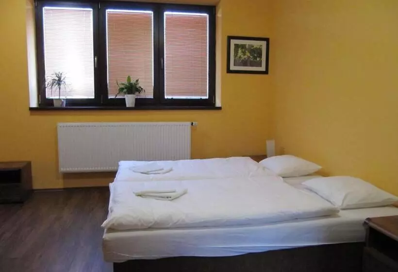 ペンション Penzion Vinařský Dvorek