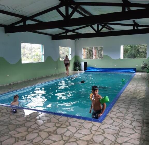 ペンション Pousada Recanto águas Vivas