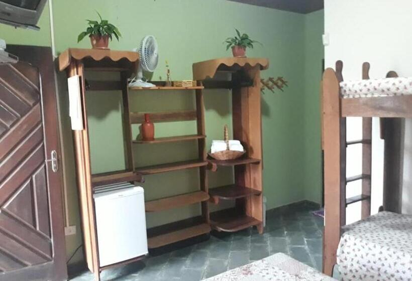 ペンション Pousada Recanto águas Vivas