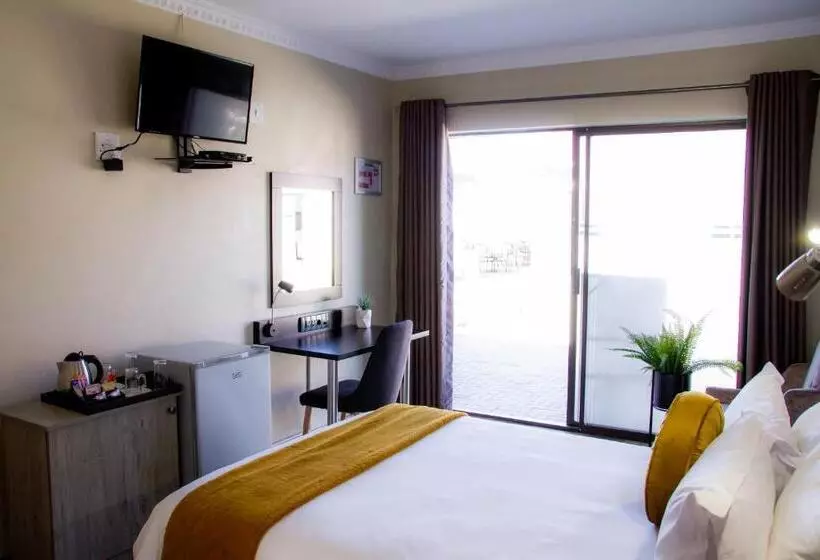 Majatalo Q's Boutique Stay