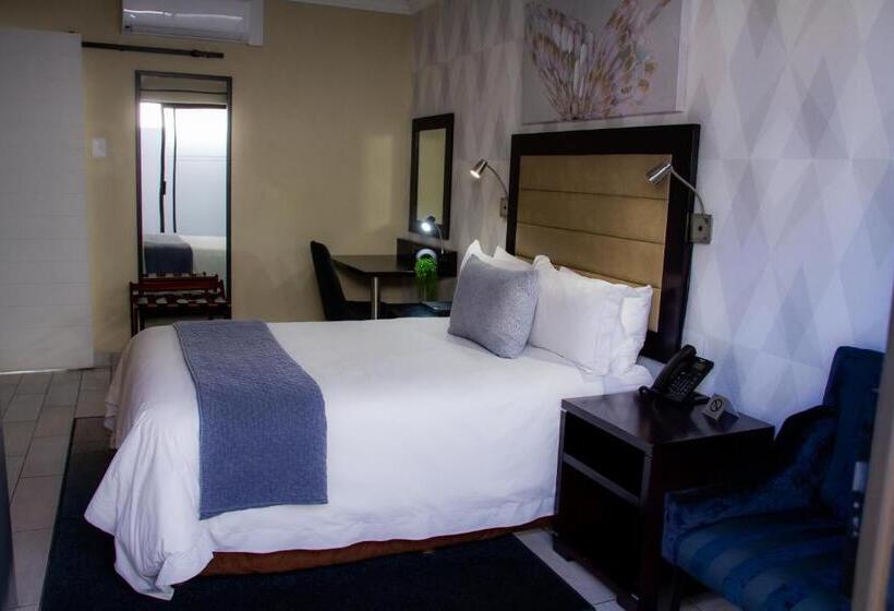 Пансион Q's Boutique Stay