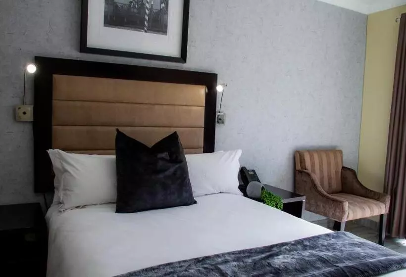 Majatalo Q's Boutique Stay