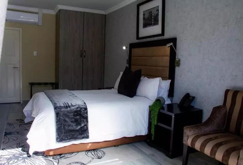 Majatalo Q's Boutique Stay