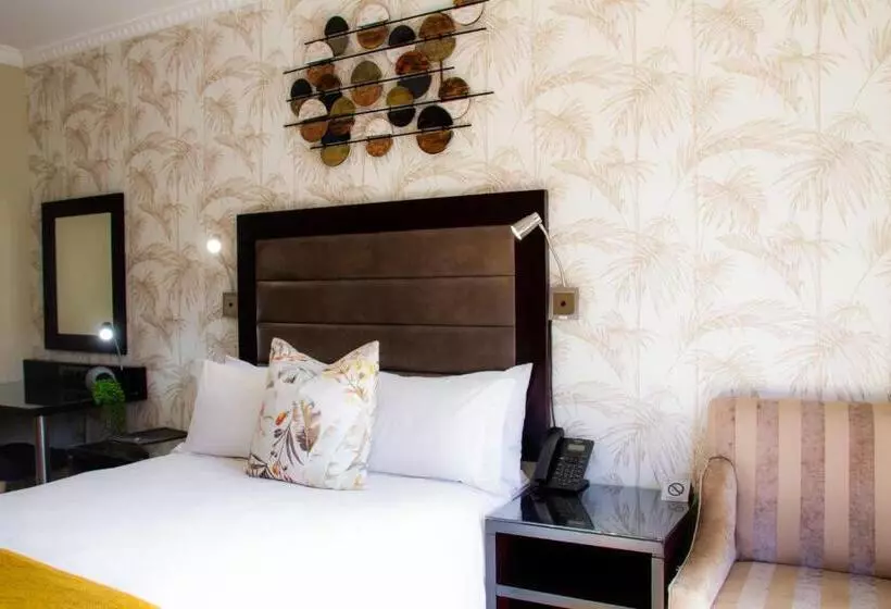 Majatalo Q's Boutique Stay