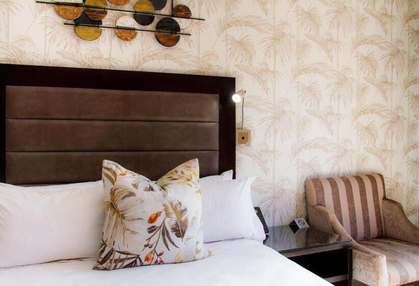 Пансион Q's Boutique Stay