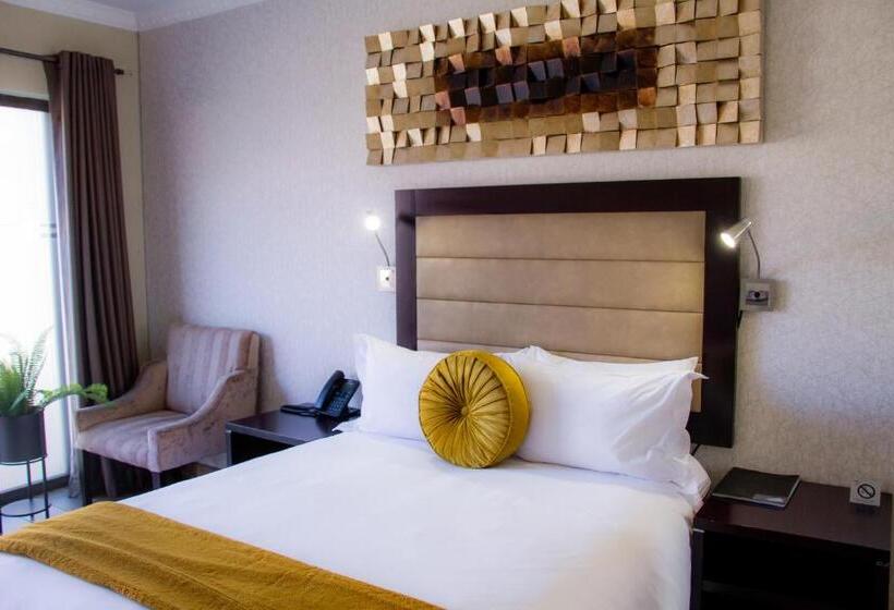 Пансион Q's Boutique Stay