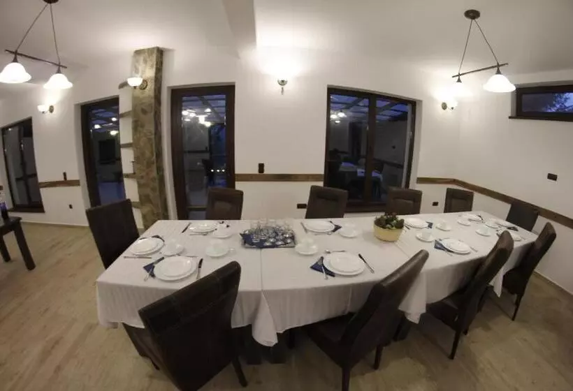 ペンション Casa Laur Cu Plajă Privată