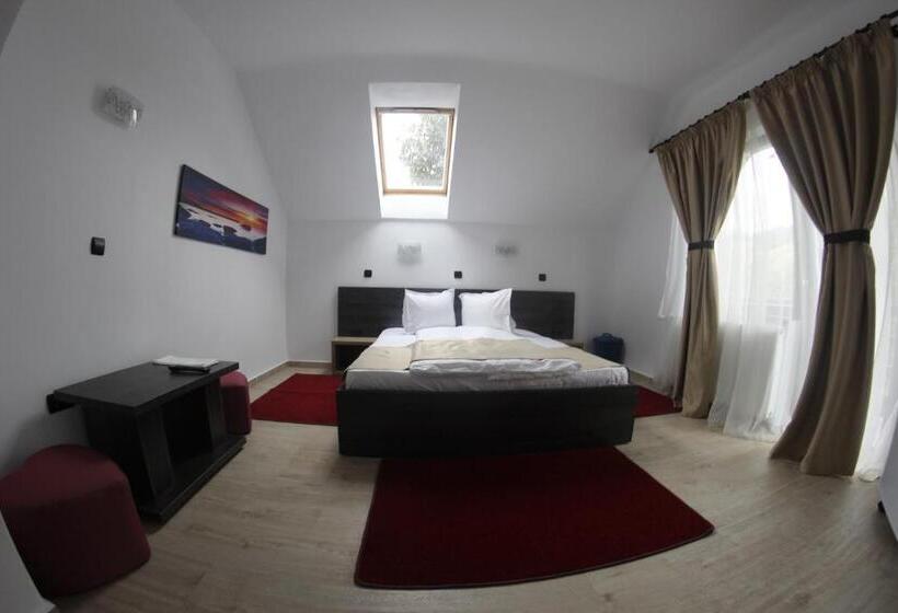 پانسیون Casa Laur Cu Plajă Privată