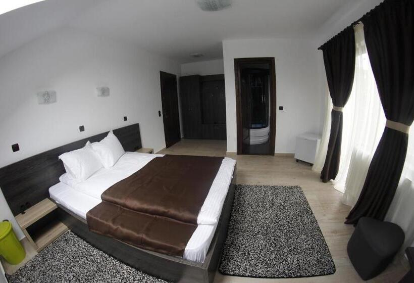 پانسیون Casa Laur Cu Plajă Privată