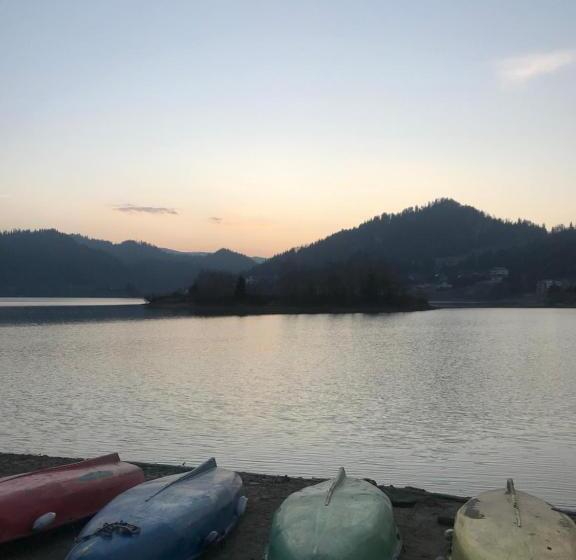 پانسیون Casa Laur Cu Plajă Privată