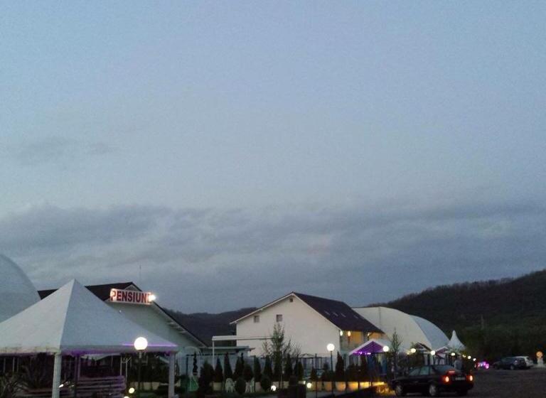 渡假胜地 Juliana Platinum Brad