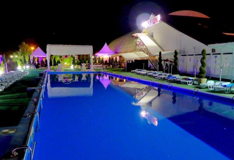 渡假胜地 Juliana Platinum Brad