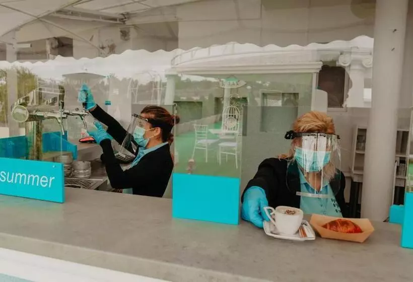 リゾートホテル Juliana Platinum Brad