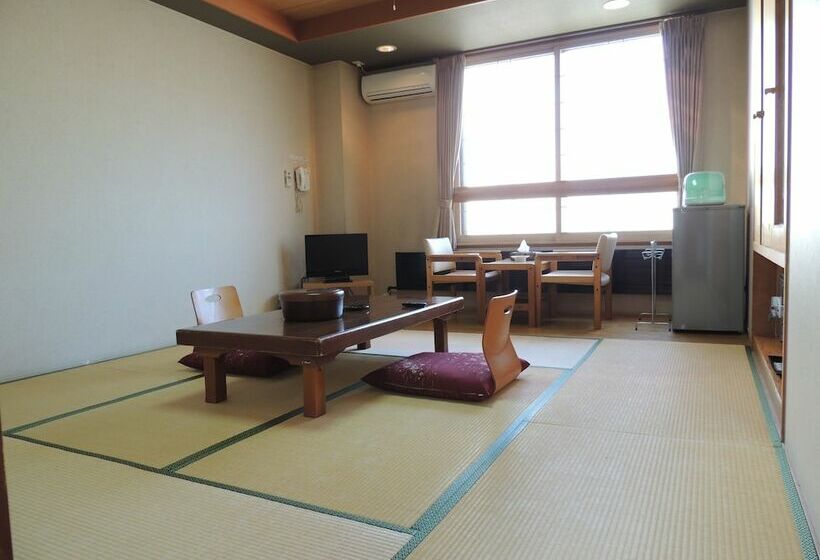 旅館 Nanporo Onsen Heart & Heart