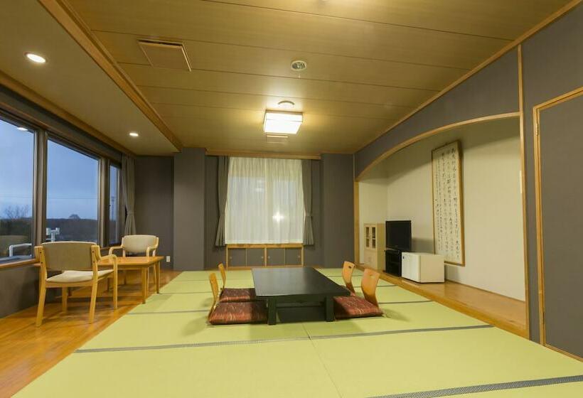 旅館 Nanporo Onsen Heart & Heart