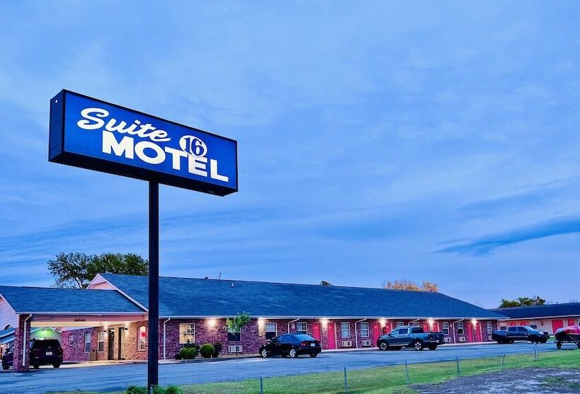 Suite 16 Motel