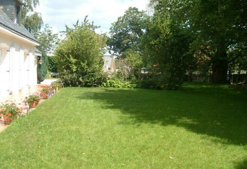 Bed and Breakfast Chambres D Hôtes D Evelyne