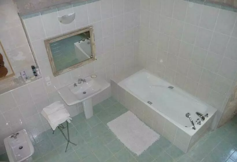 Aamiaismajoitus (B&B) Le Claveau