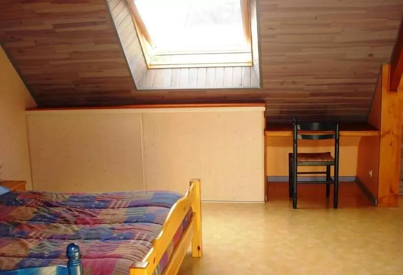 ベッドアンドブレックファースト Le Stang