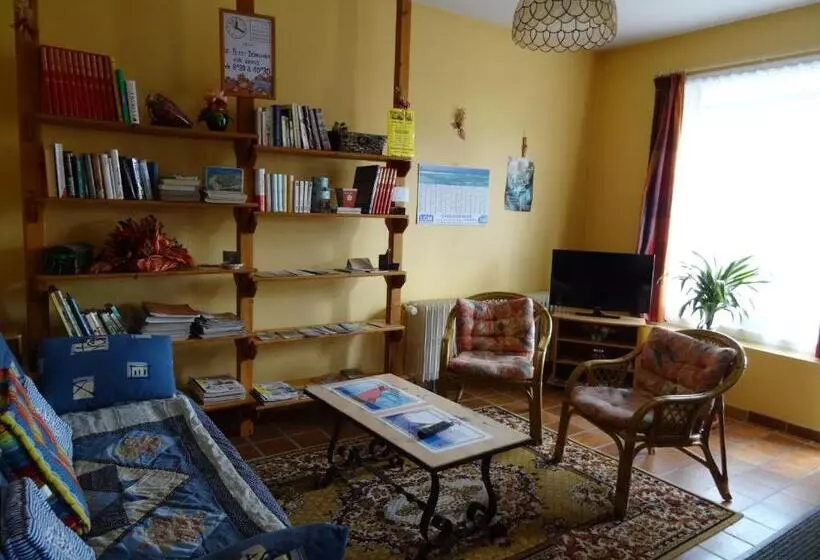 ベッドアンドブレックファースト Le Stang