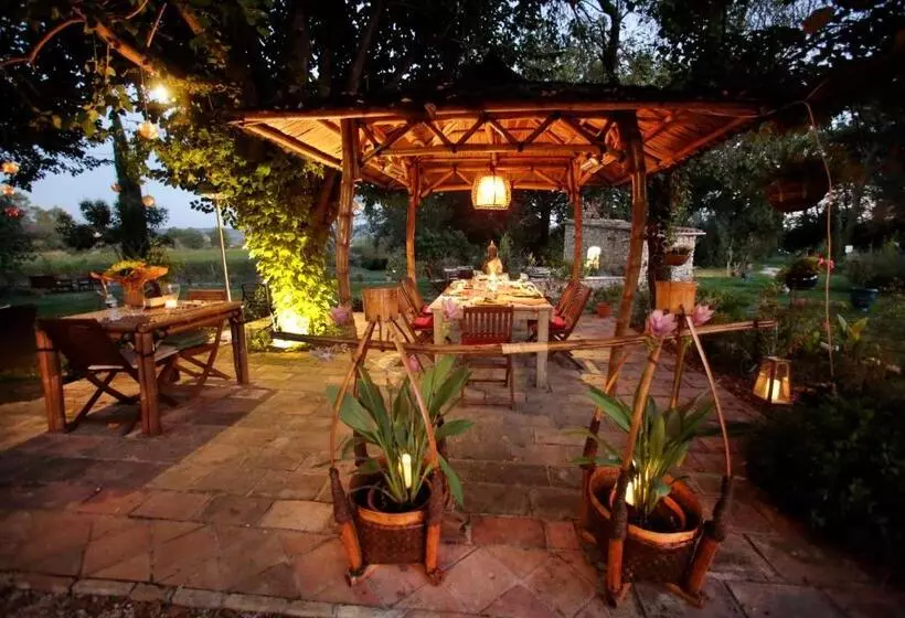 Aamiaismajoitus (B&B) Mas D Alphonse