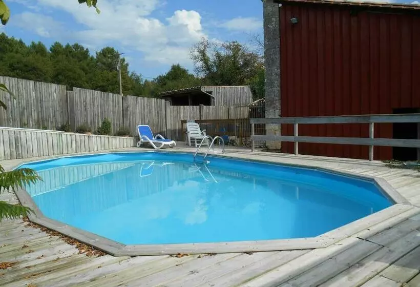 Aamiaismajoitus (B&B) Sous Les Marronniers