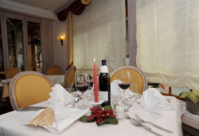 Отель Alpenjuwel