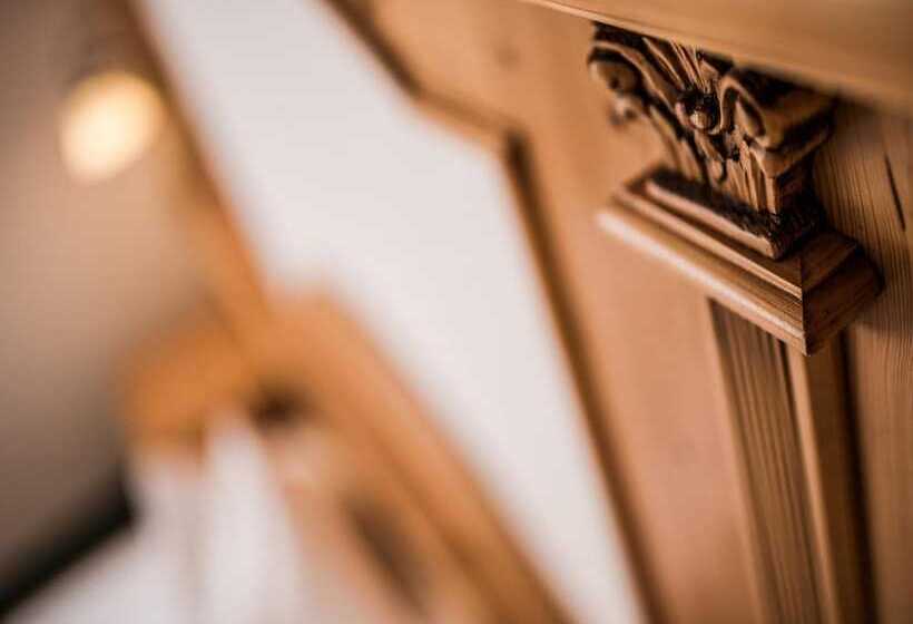 Отель Alpenjuwel